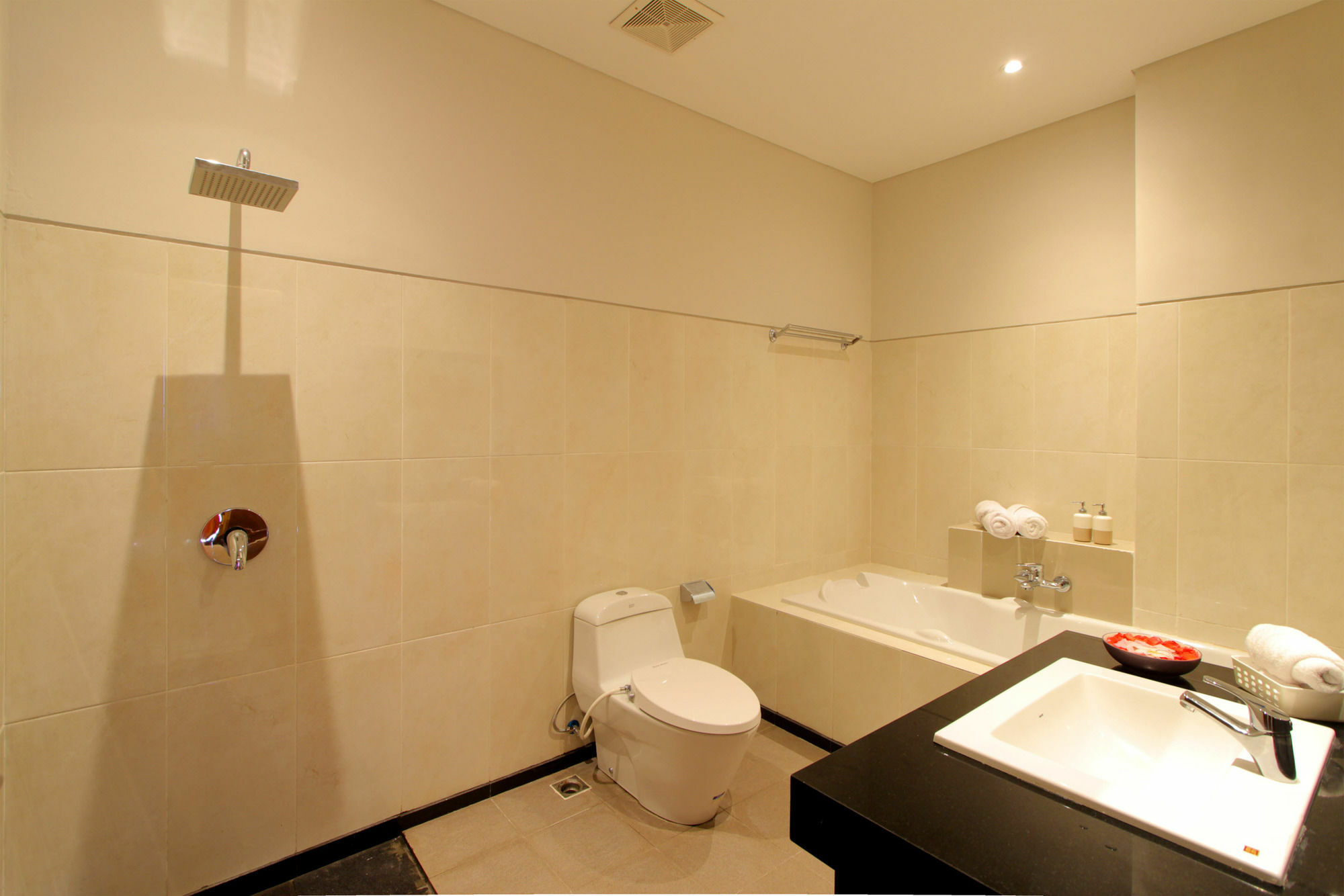 Sand Beach Luxury Living Кута Экстерьер фото